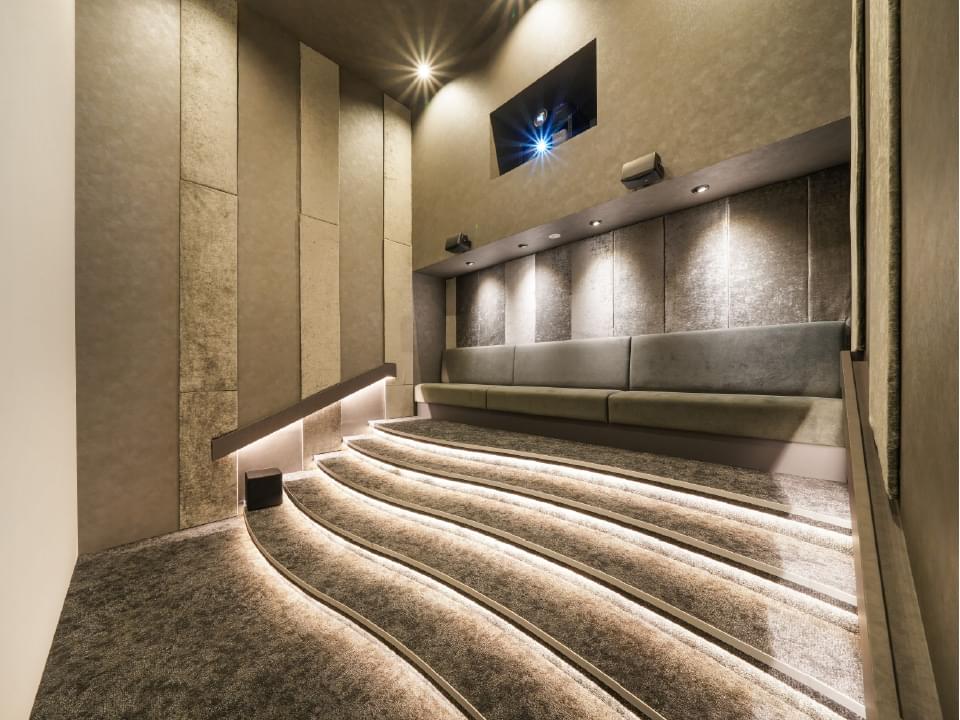 シアタールーム｜