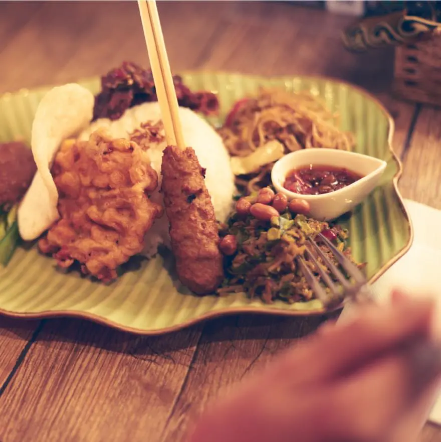 「Kuta Bali Cafe」 徒歩7分／約550m