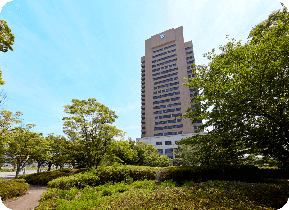 東大阪市役所（自転車9分）