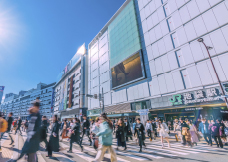 「池袋」駅へ